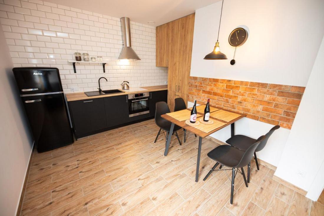 Winnica Anna Noclegi Krosnice Buitenkant foto