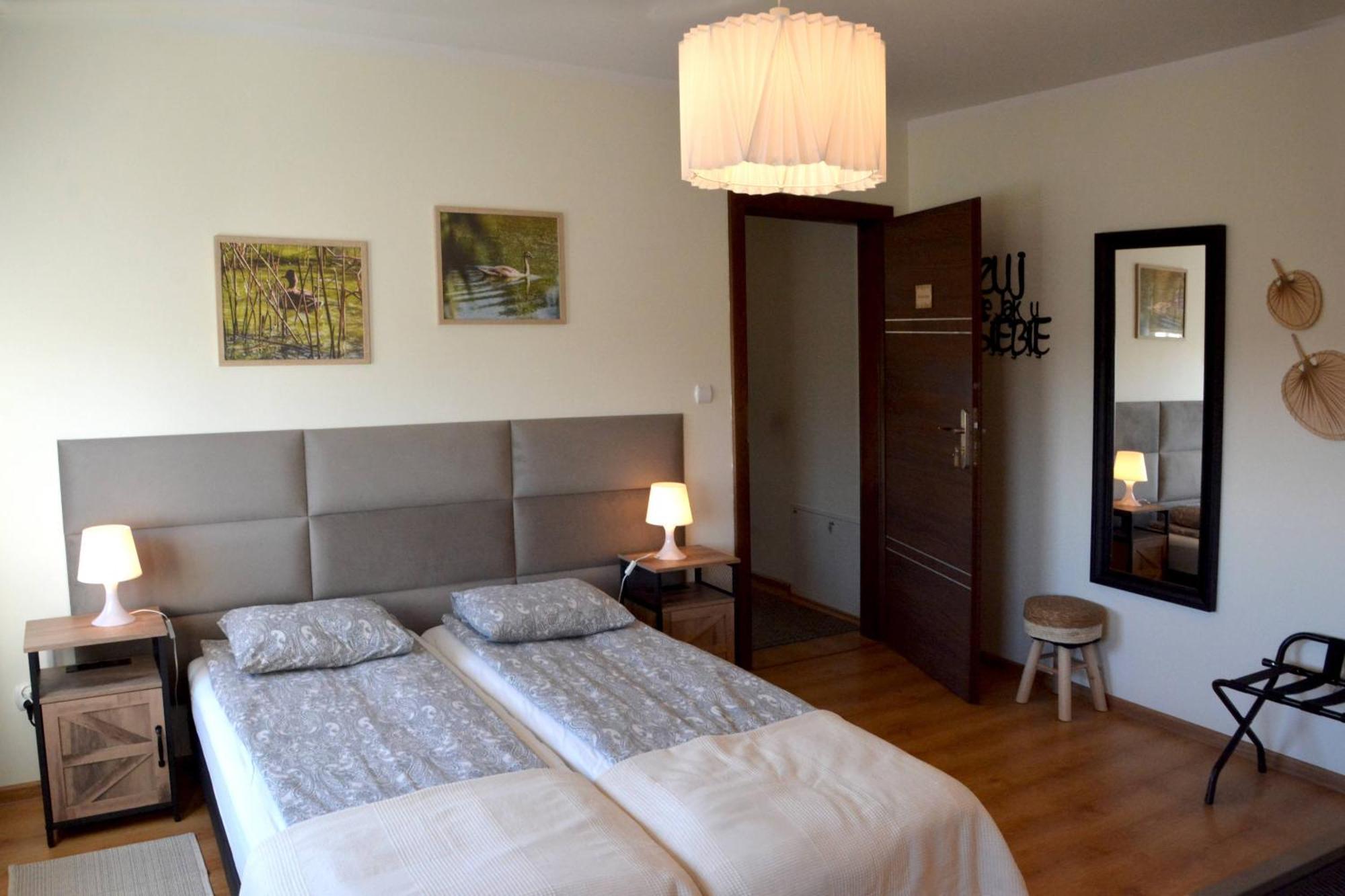 Winnica Anna Noclegi Krosnice Buitenkant foto